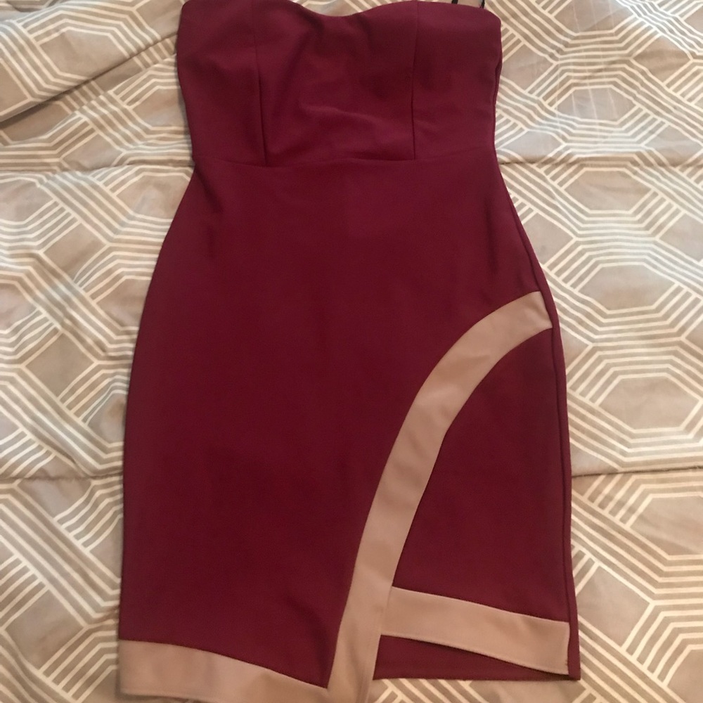 Shoulder less dress